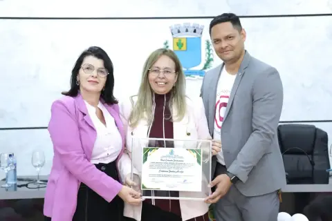Câmara Municipal de Soledade realizou Sessão Solene alusiva ao Outubro Rosa e homenageo...