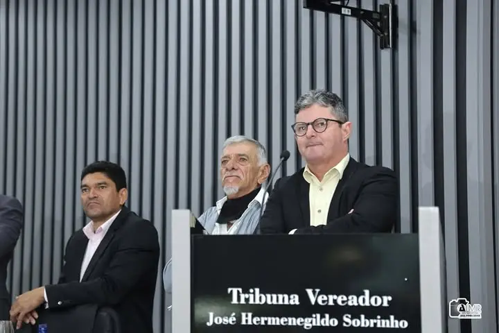 Na noite de ontem, a Câmara Municipal de Soledade viveu um momento especial de emoção, reconhecimento e valorização da nossa história